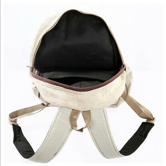 Minimalist Hemp Backpack Unisex - Picture 4 of 4
